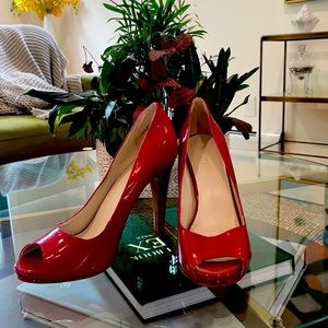 Nine West, Red Patent Leather Peep Toe Pump, 7.5